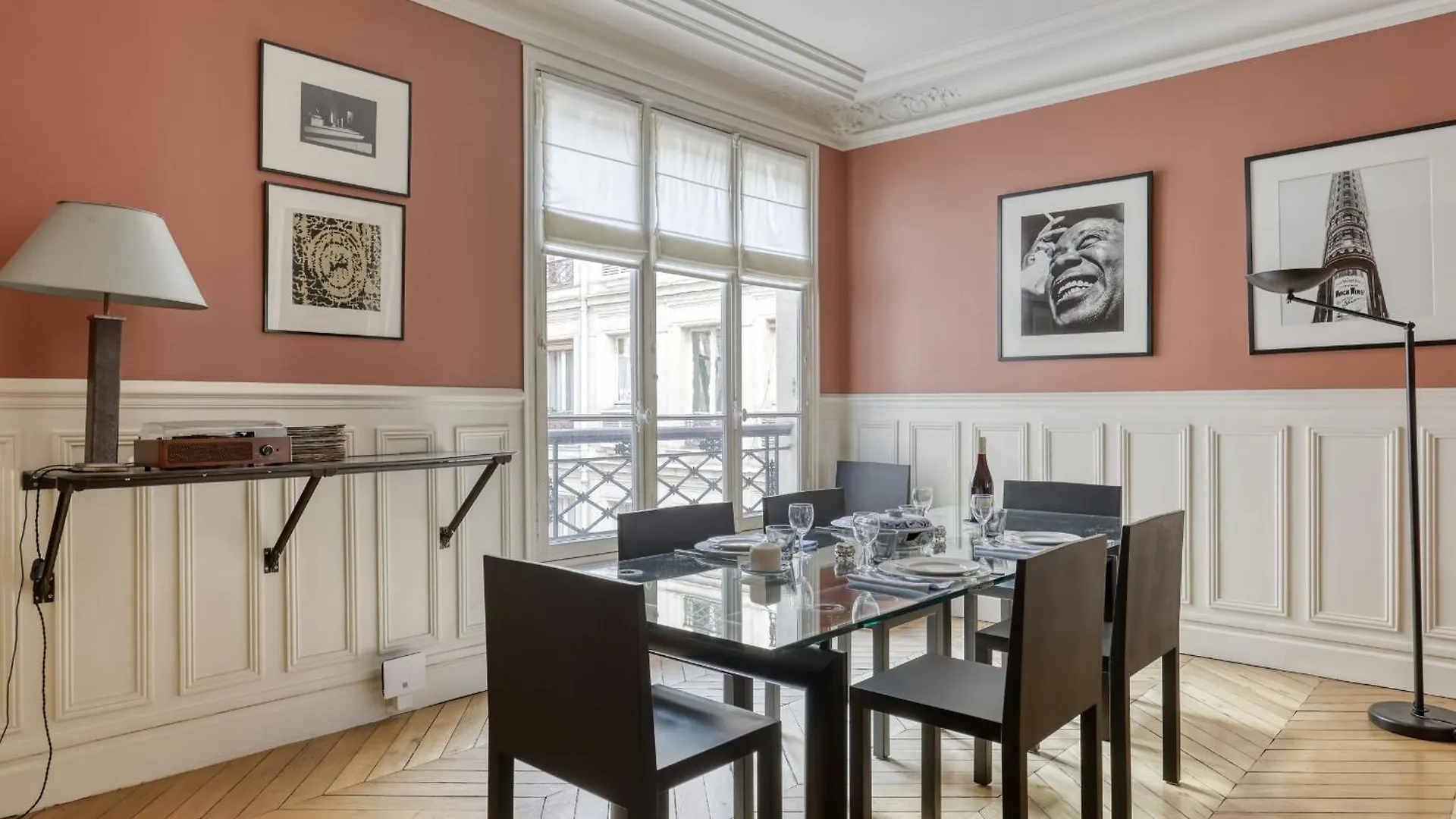 Gorgeous And Large Flat In The Heart Of 09 아파트 *
