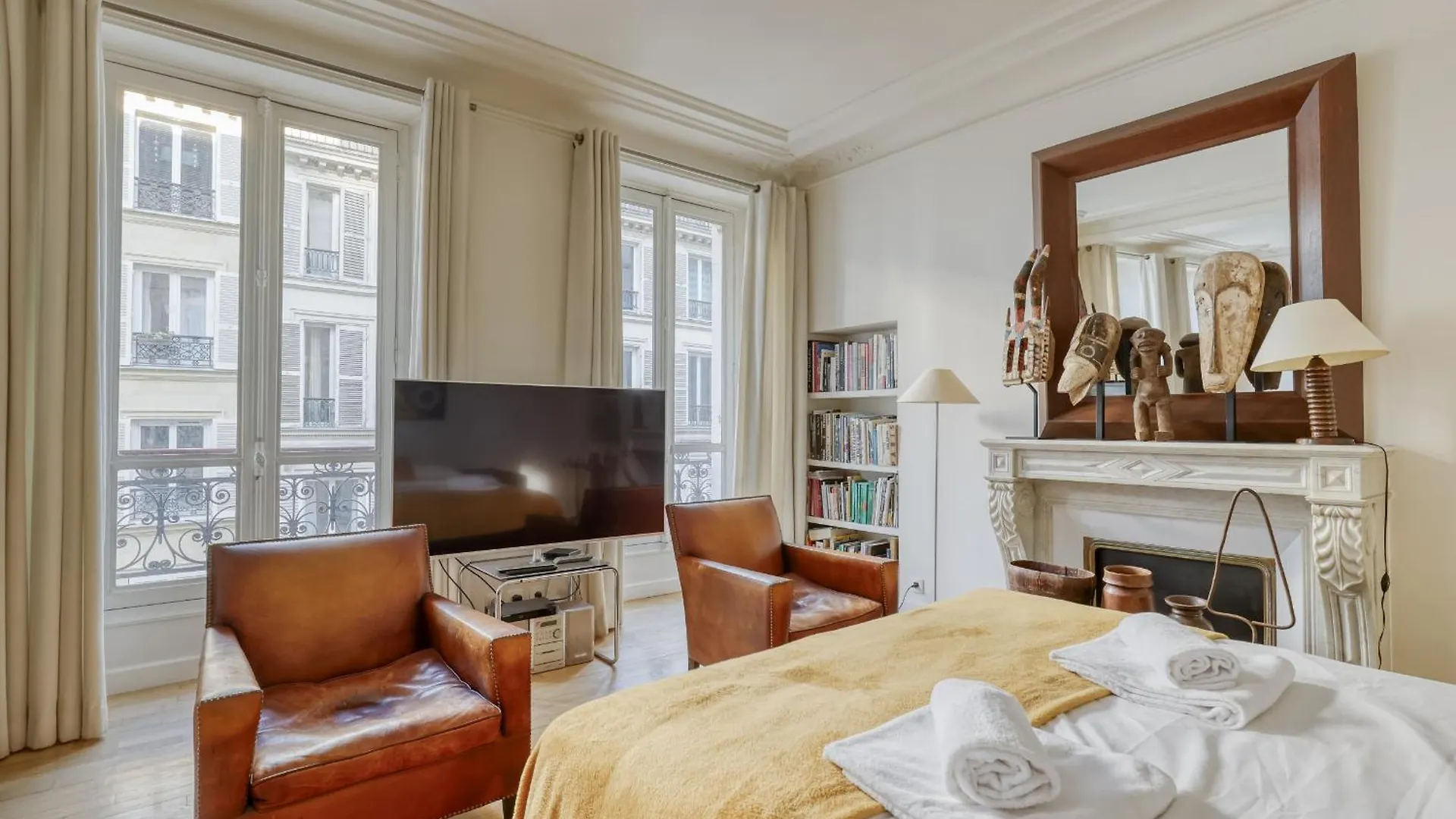 Gorgeous And Large Flat In The Heart Of 09 아파트 파리